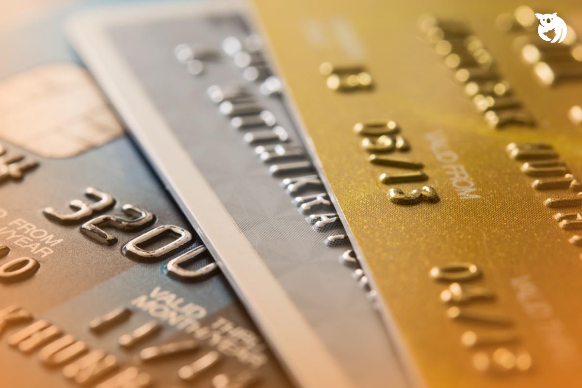 Perbedaan Kartu Debit dan Kredit